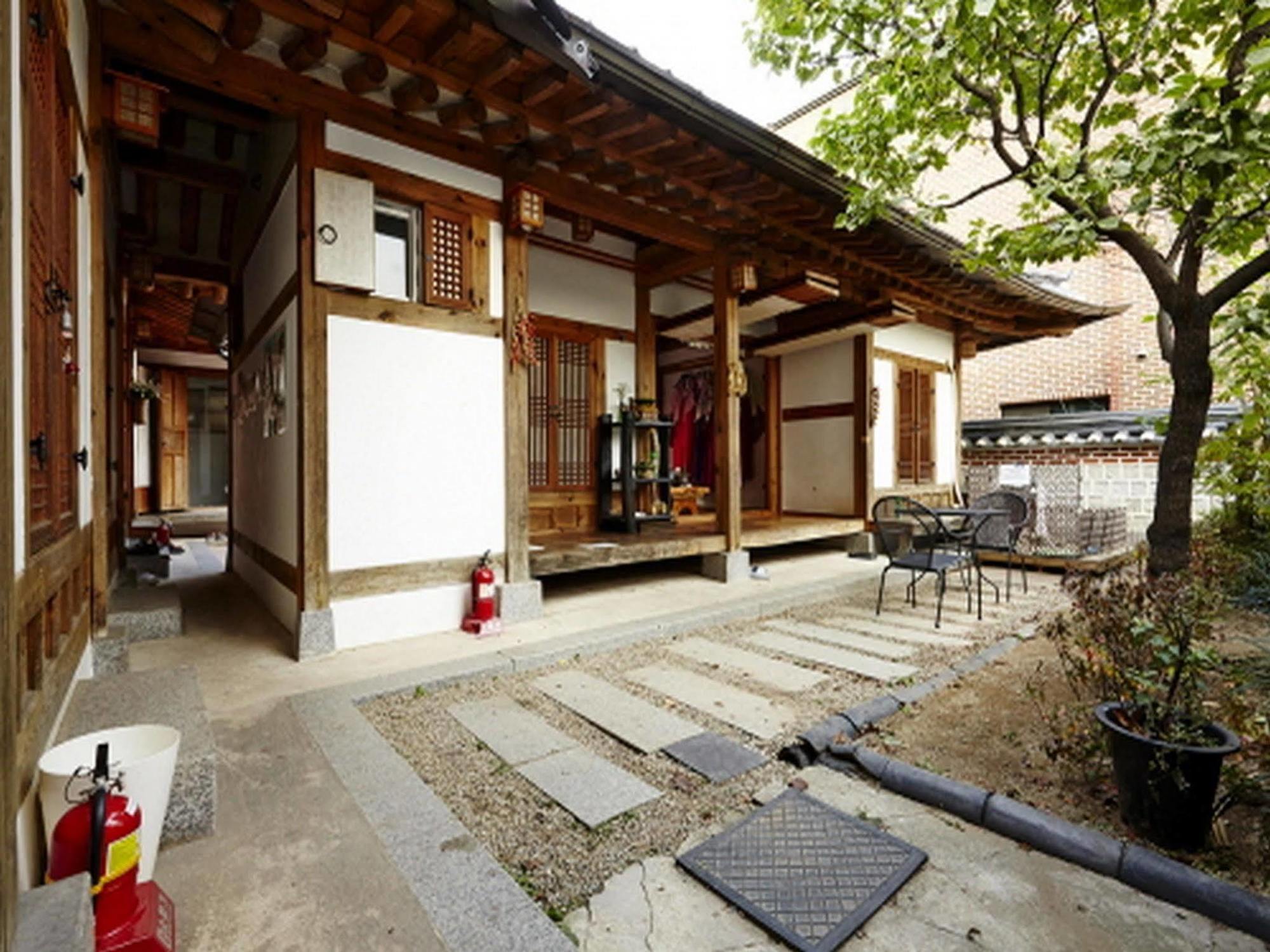 Doo Hanok Guesthouse Seúl Exterior foto