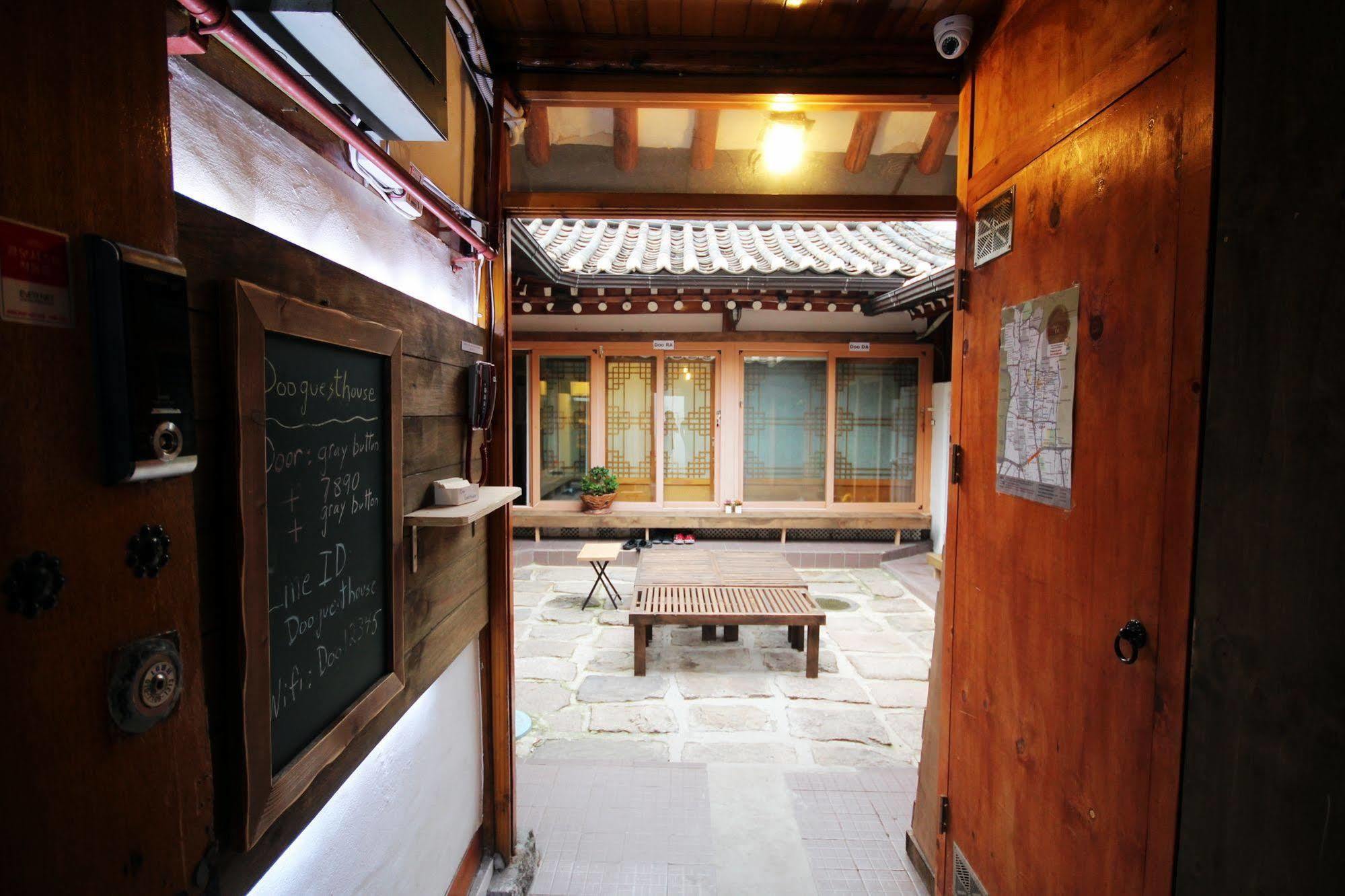 Doo Hanok Guesthouse Seúl Exterior foto